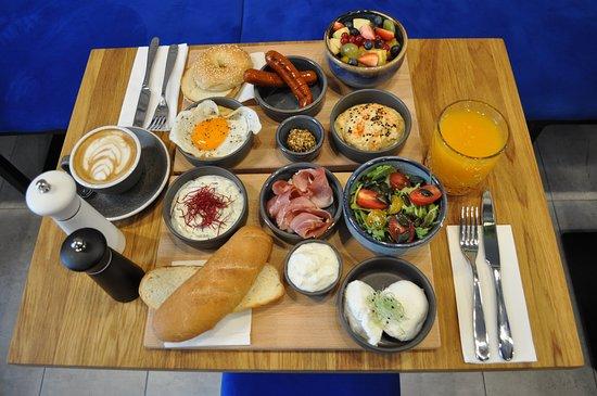 Pantry Brunch & Coffee